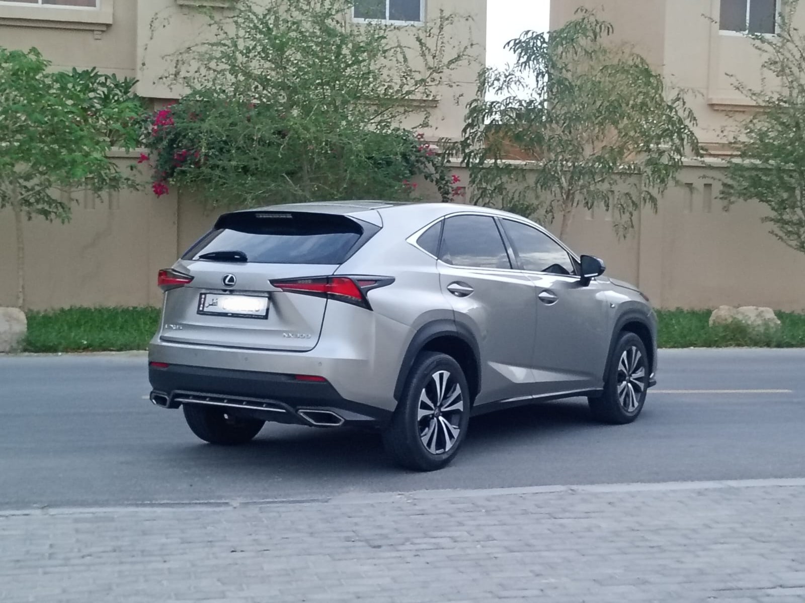 Lexus NX 300 2021 - Image 4