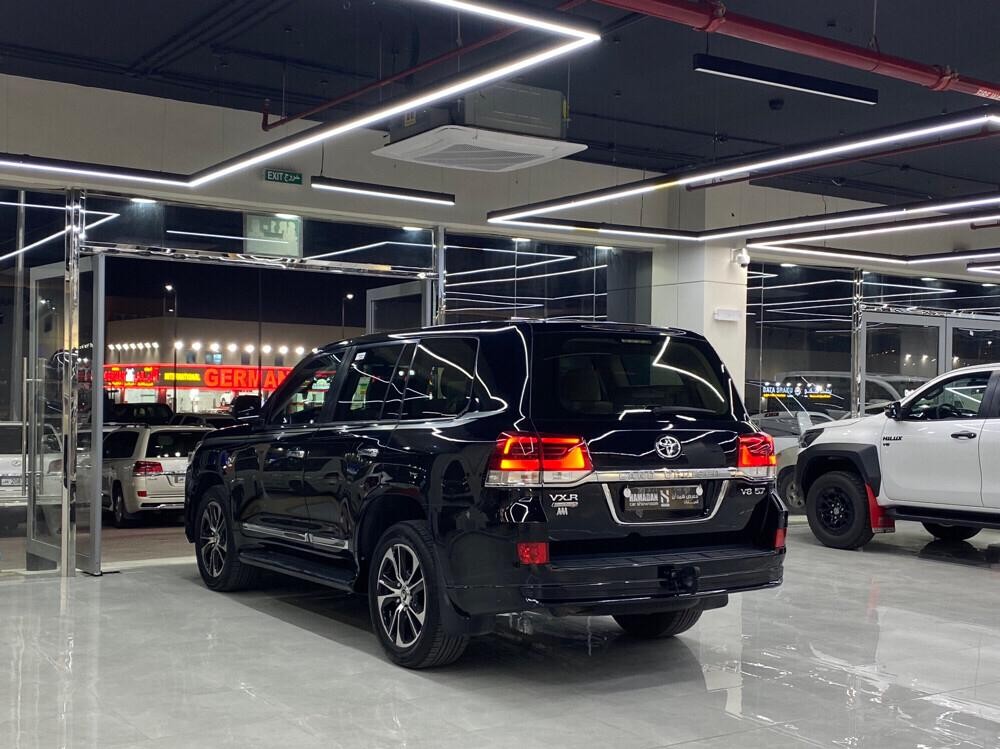 Toyota Land Cruiser VX.R 2018 - Image 3