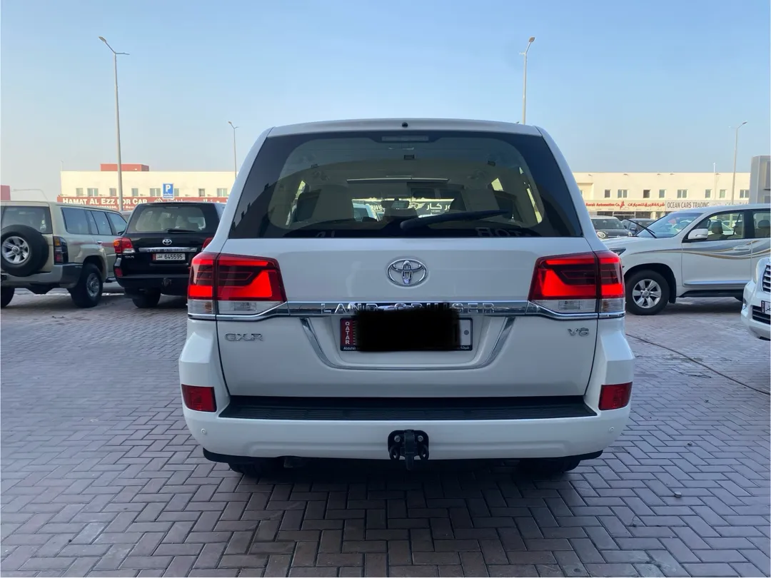Toyota Land Cruiser GX.R 2017 - Image 4