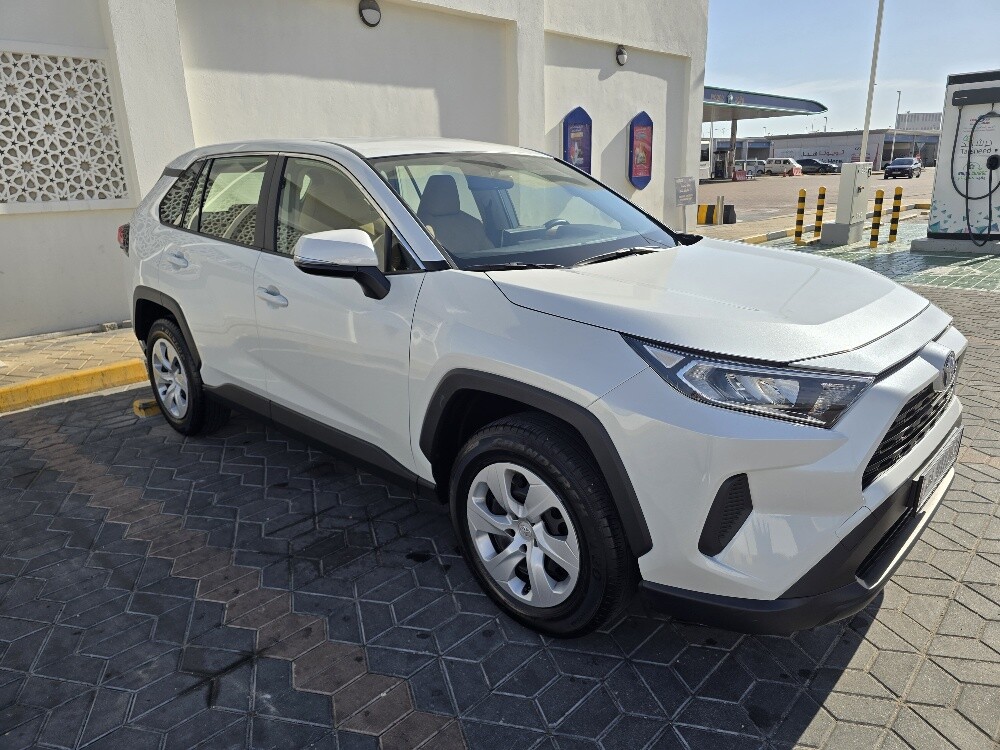 Toyota RAV4 2024 - Image 3
