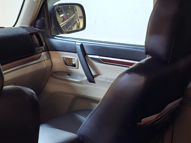 Mitsubishi Pajero 3.8 2007 - Image 4