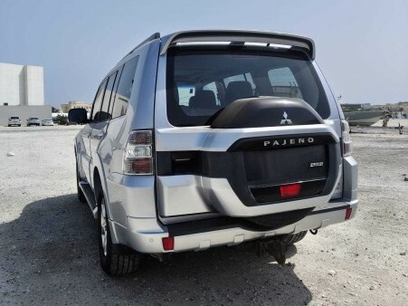 Mitsubishi Pajero 2017 - Image 3