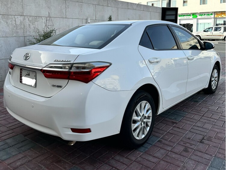 Toyota Corolla XLi 2017 - Image 4