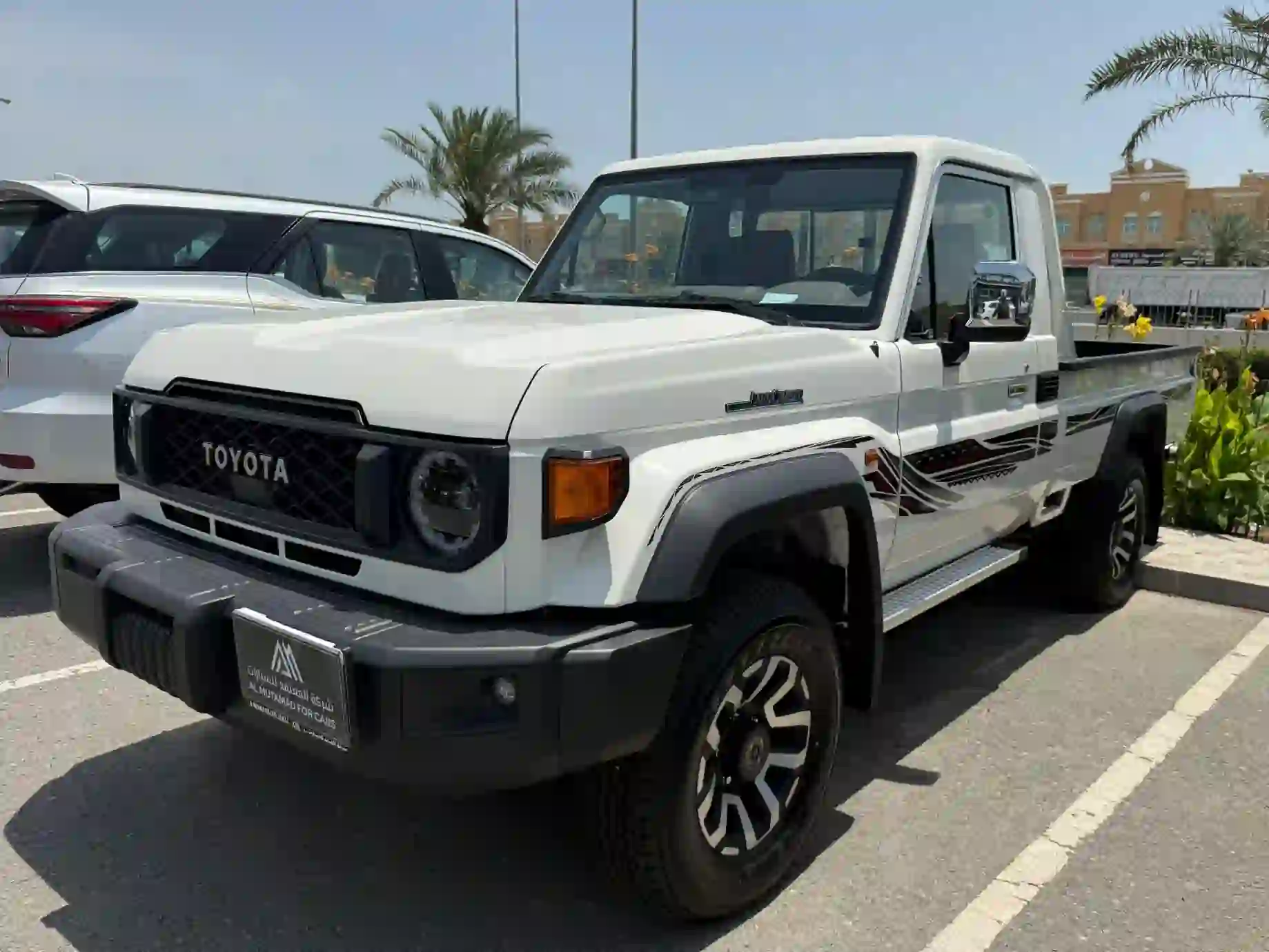 Toyota Land Cruiser LX 2026 - Image 2