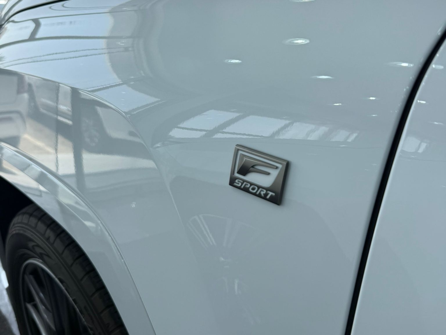 Lexus LX 600  F-Sport 2026 - Image 4