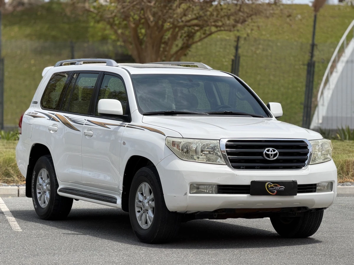 Toyota Land Cruiser GX 2011