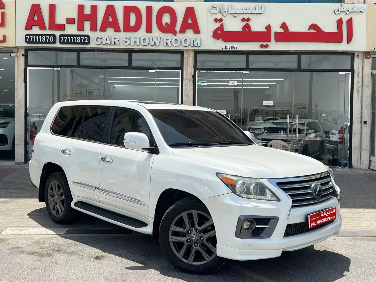Lexus LX 570 S 2012