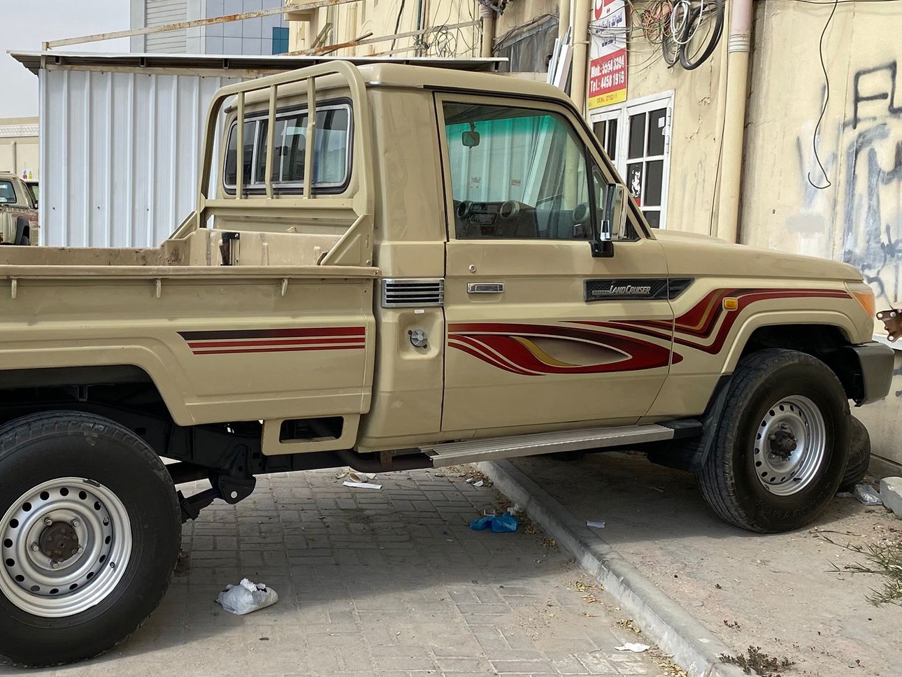 Toyota Land Cruiser LX 2013 - Image 2