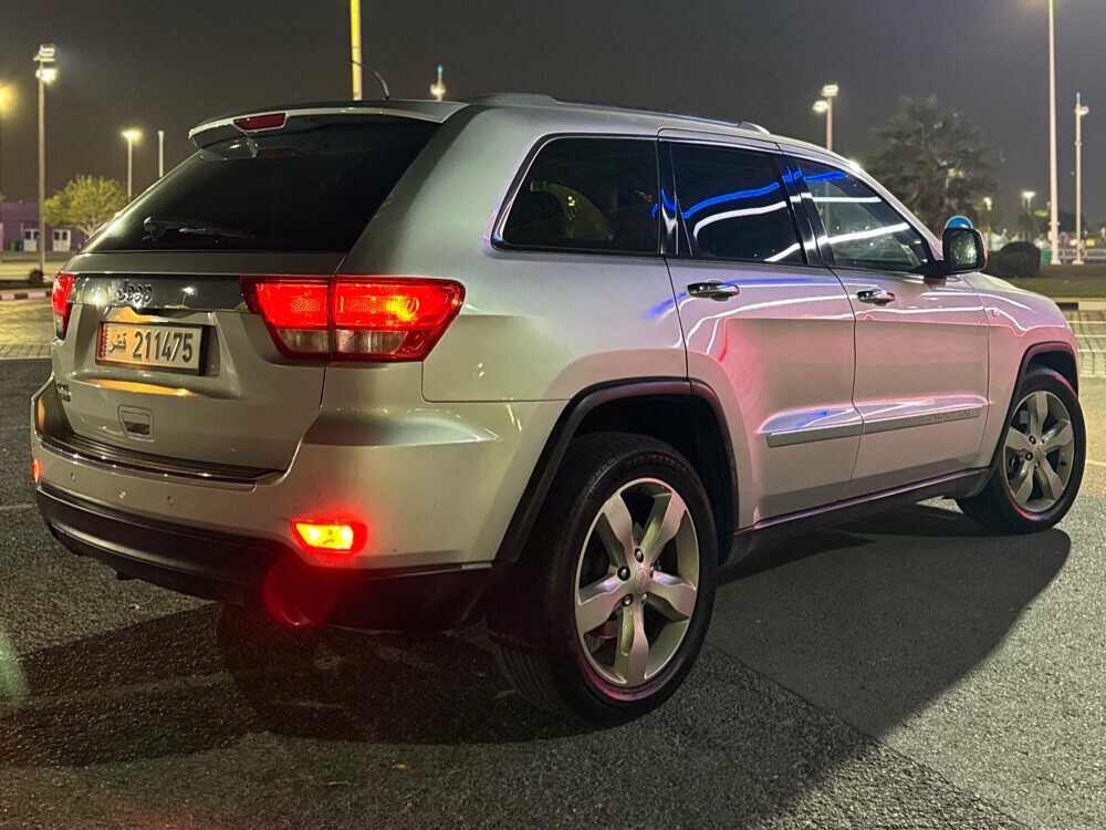 Jeep Grand Cherokee Limited 2012 - Image 3
