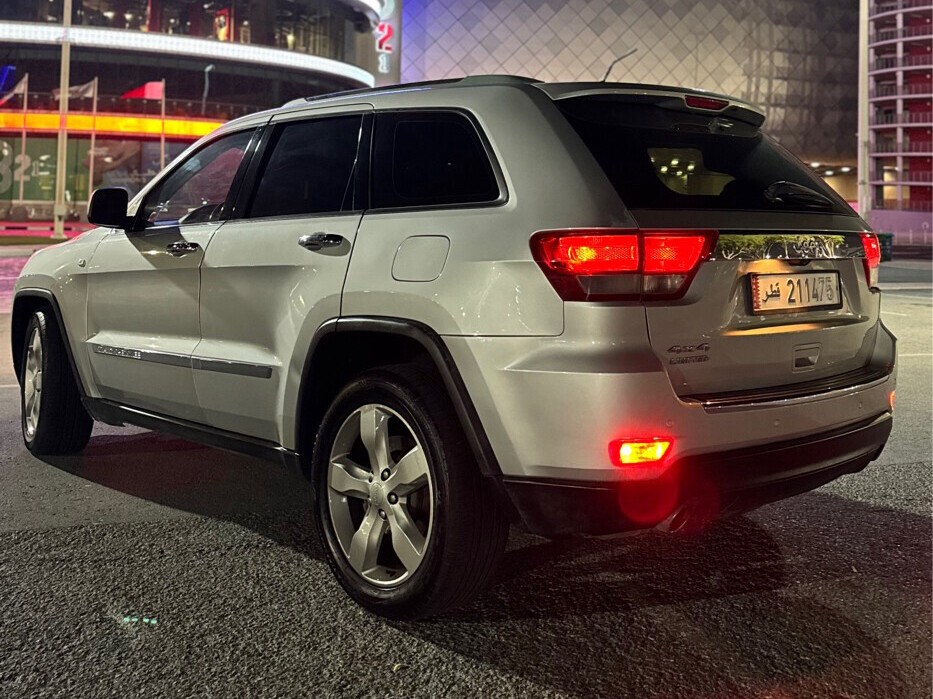 Jeep Grand Cherokee Limited 2012 - Image 4