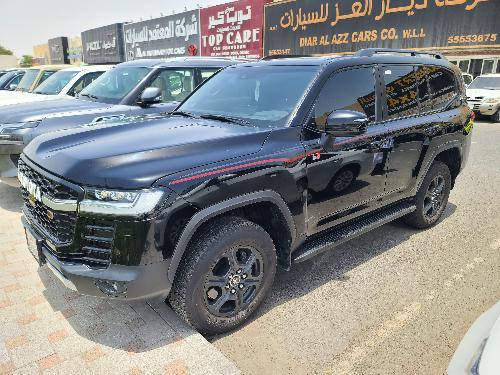featured car