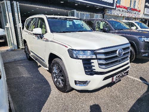 featured car