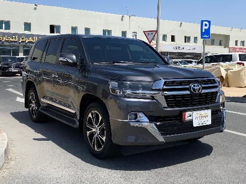 featured car