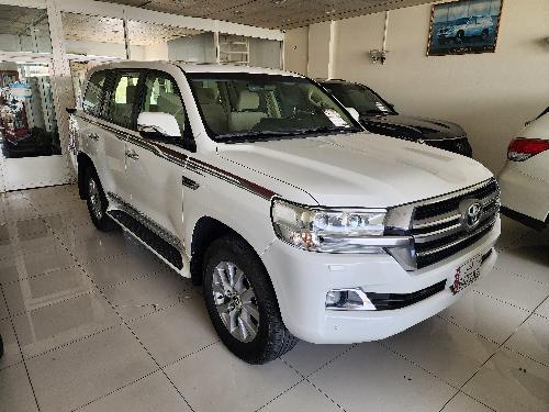 featured car