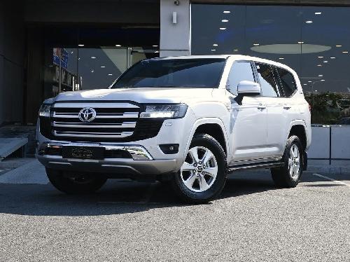 featured car