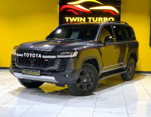 featured car