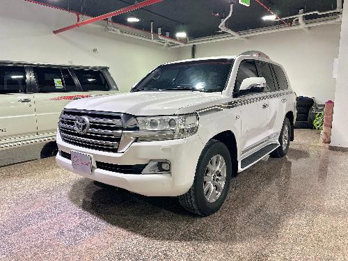 featured car