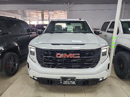 featured car