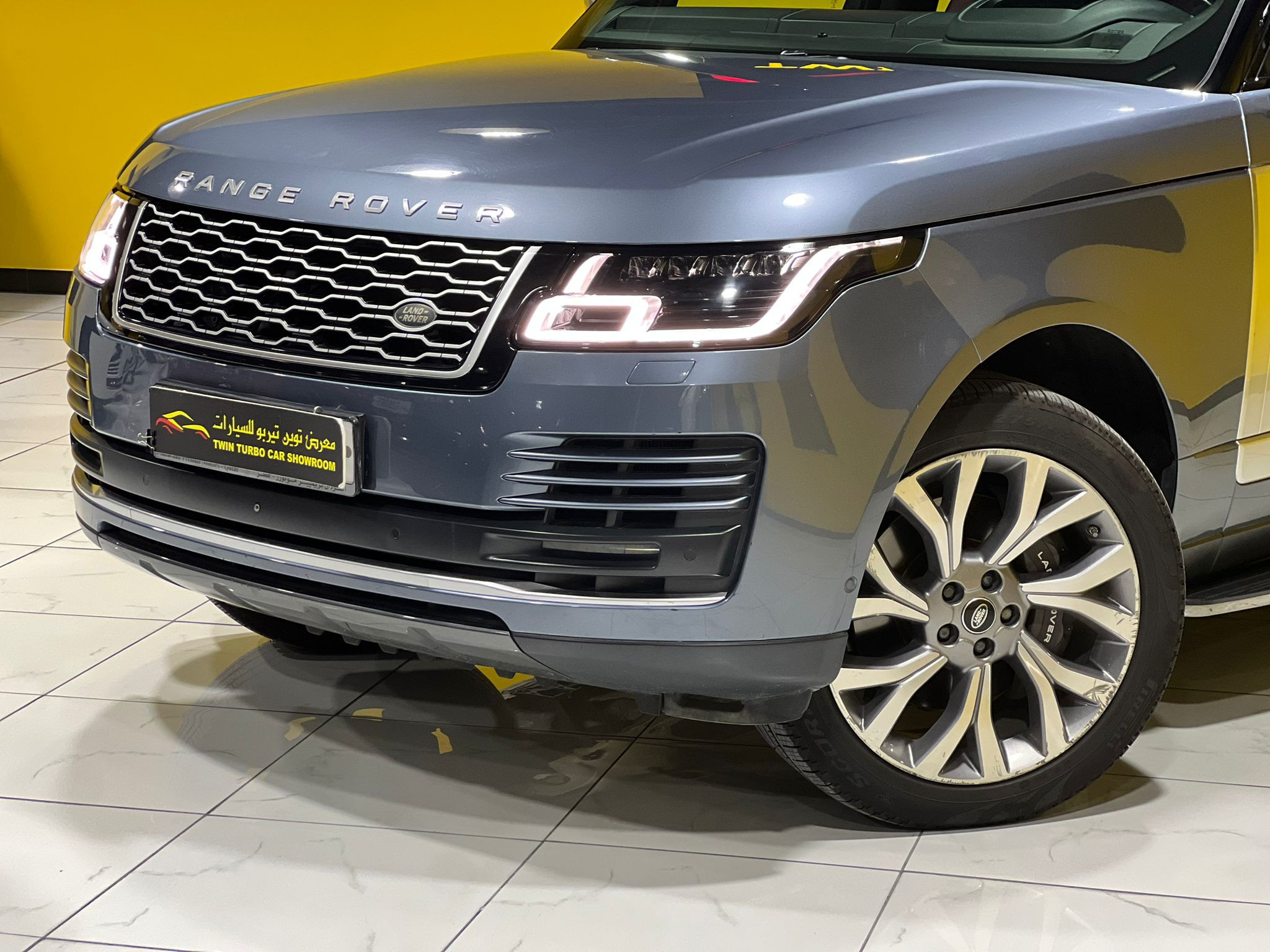 Land Rover Range Rover Vogue SE SuperCharged 2018 - Image 3