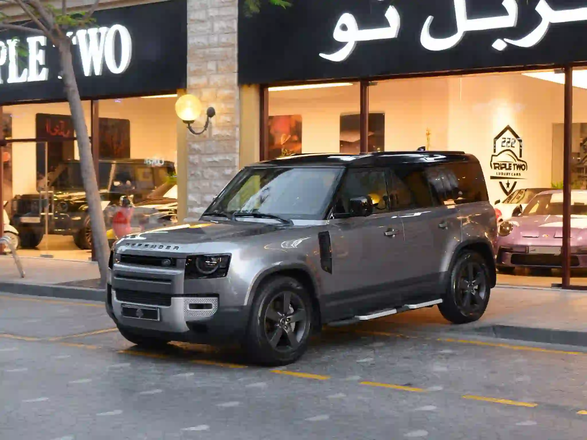 Land Rover Defender 110 HSE 2023