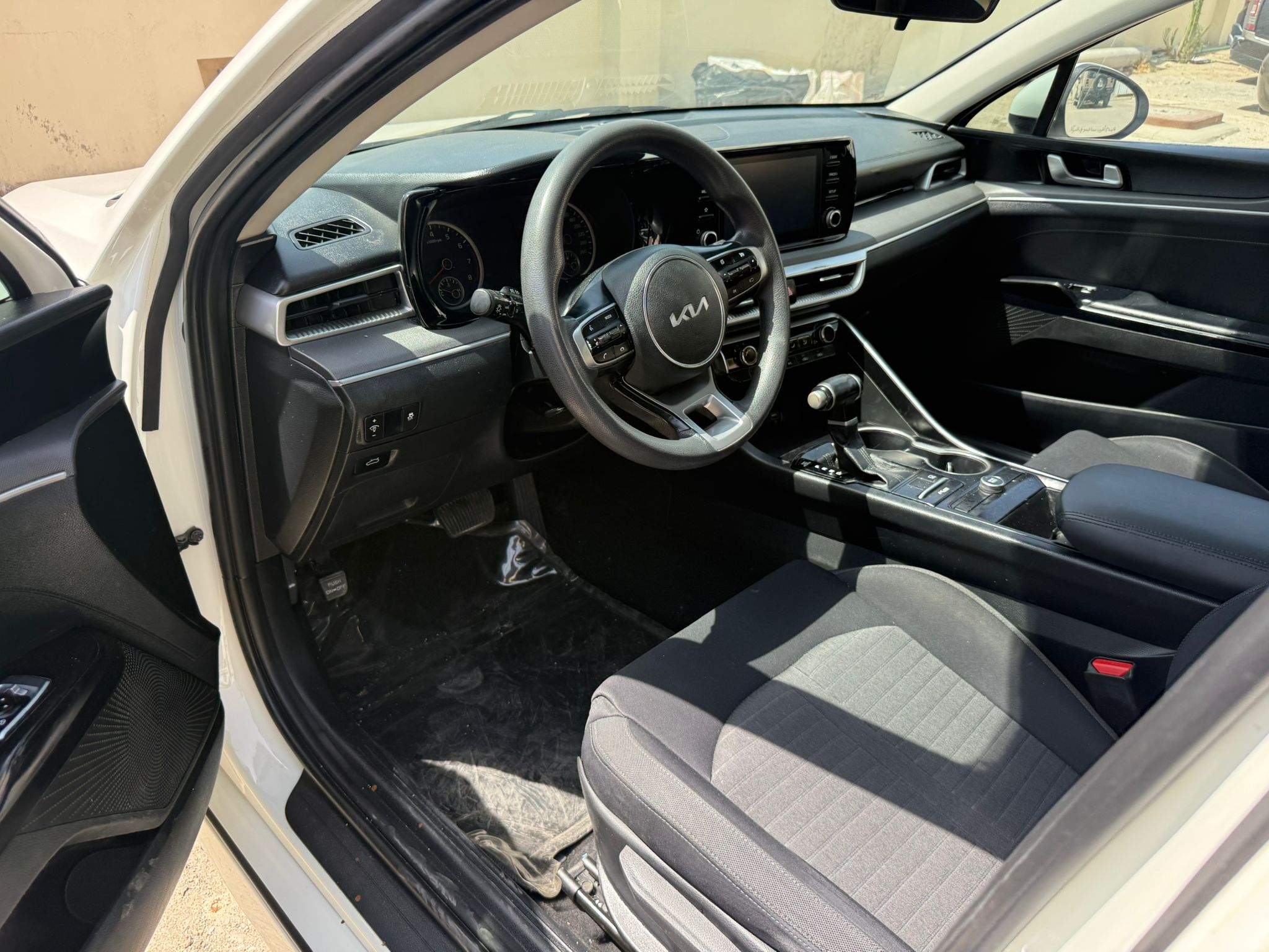 Kia K5 2022 — photo 11 for sale in Qatar