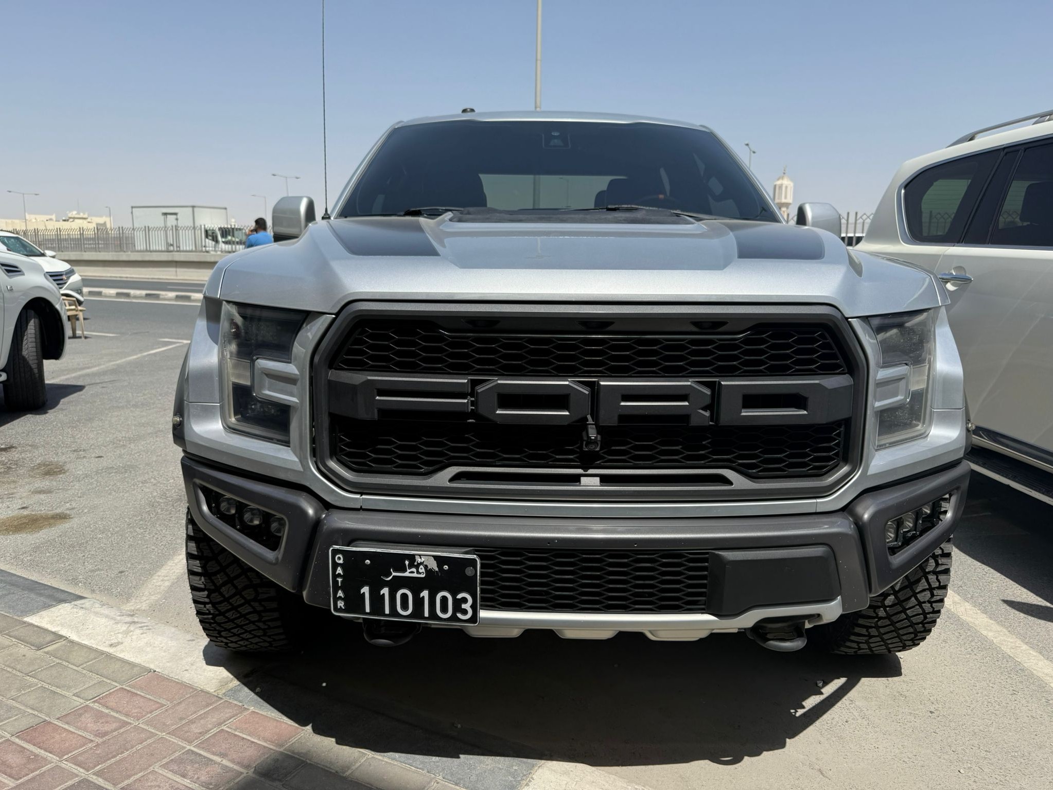 Ford Raptor 2018 - Image 2