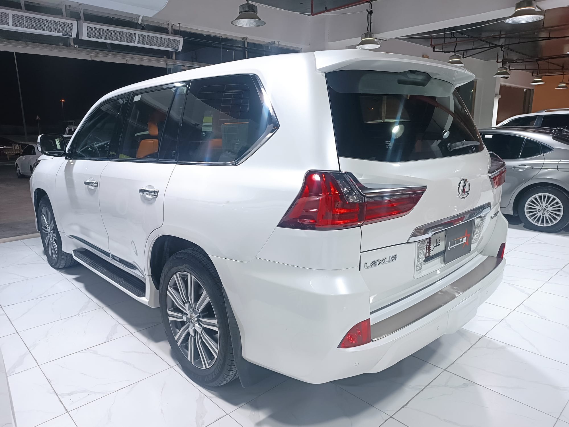 Lexus LX 570 2017 - Image 4