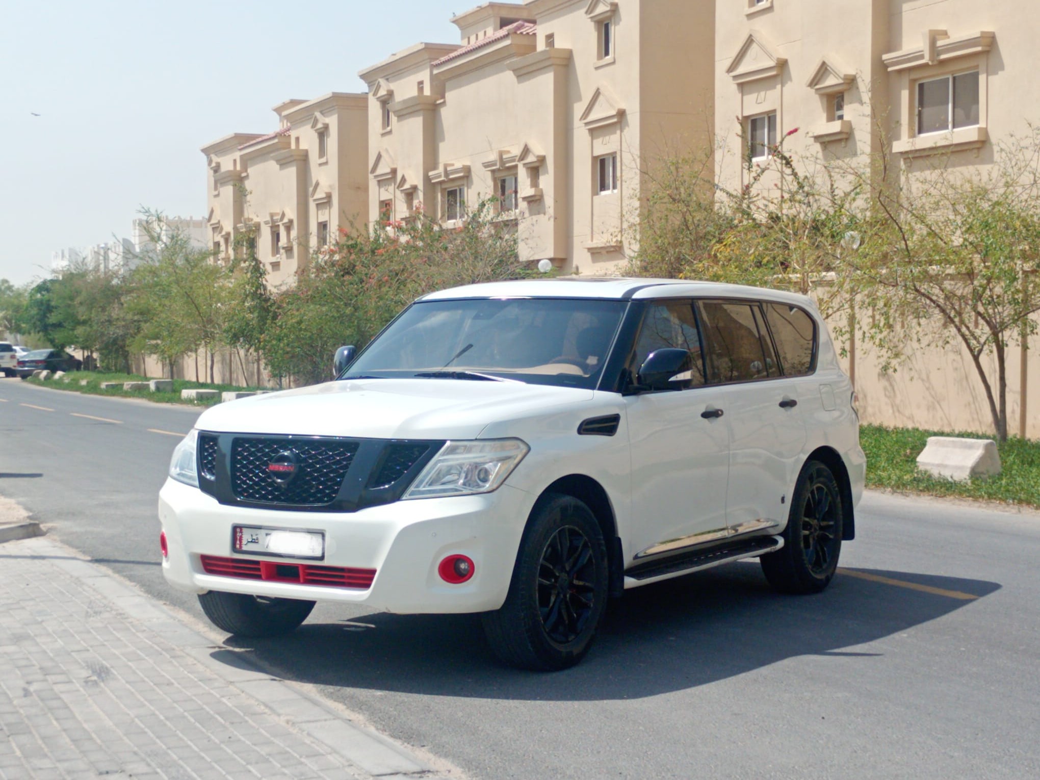 Nissan Patrol SE 2010 - Image 2