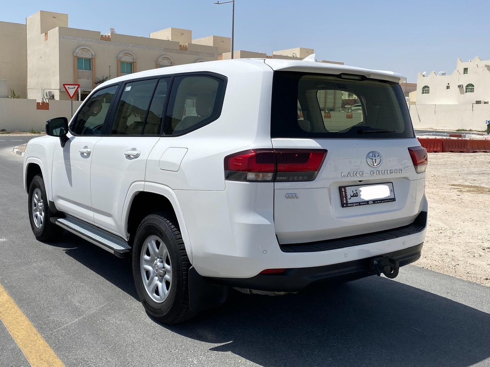 Toyota Land Cruiser GX 2023 - Image 4