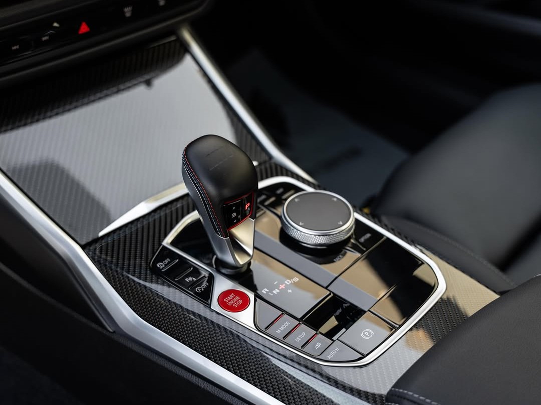 BMW1 M-Series 2  2025 - Image 2