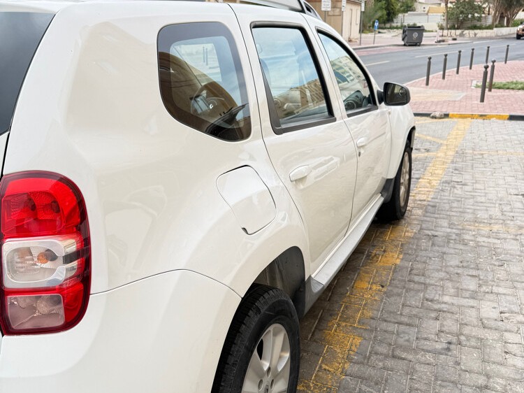 Renault Duster 2015 - Image 2