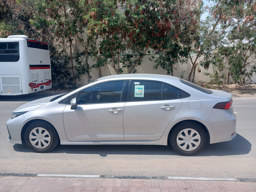 Toyota Corolla XLi 2023 - Image 4