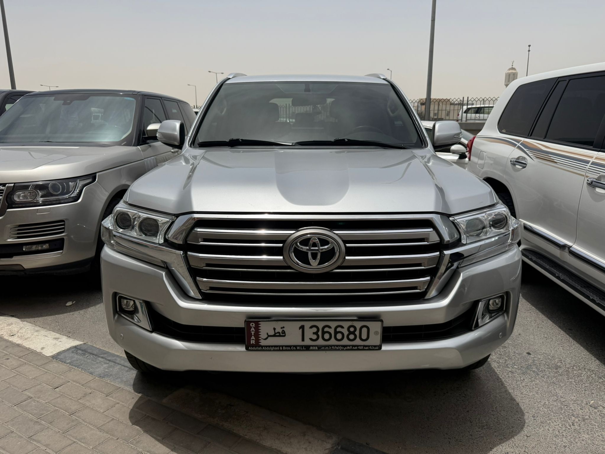 Toyota Land Cruiser GXR v6 2020 - Image 2