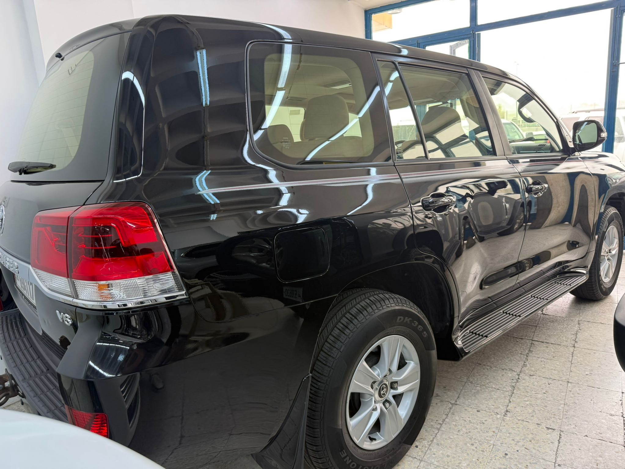 Toyota Land Cruiser GX.R 2020 - Image 3