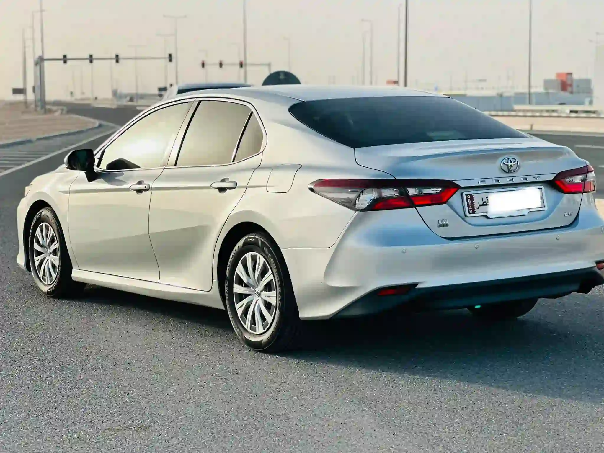 Toyota Camry LE 2023 - Image 4