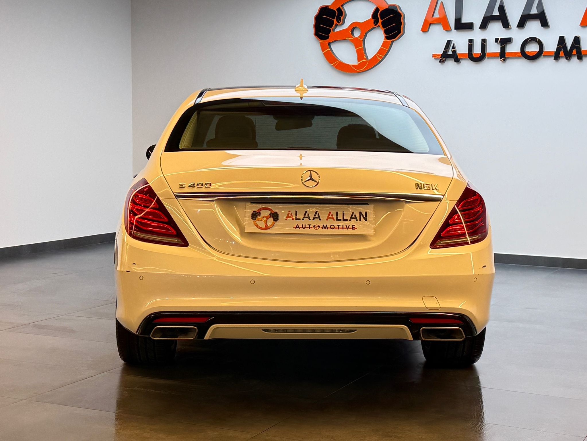 Mercedes-Benz S-Class Sedan 400 2014 - Image 4