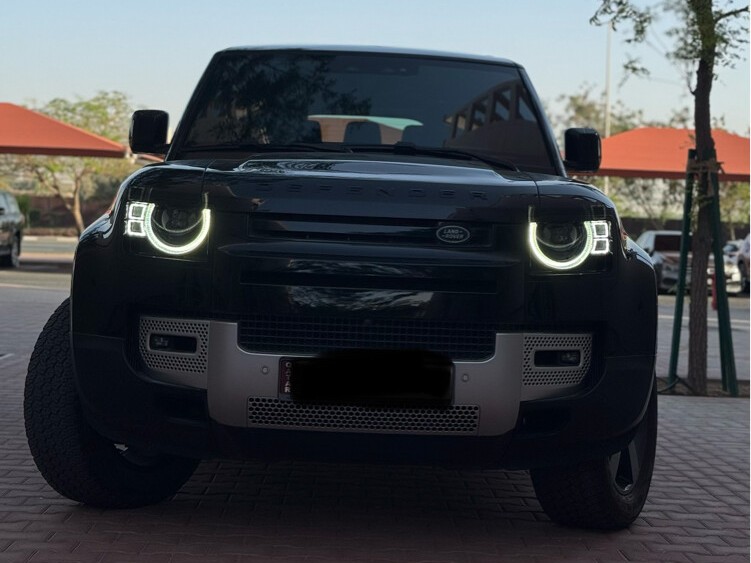 Land Rover Defender 130 HSE 2023 - Image 2