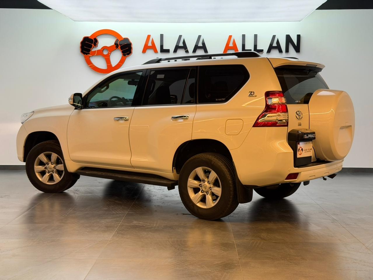 Toyota Prado V4 2014 - Image 3