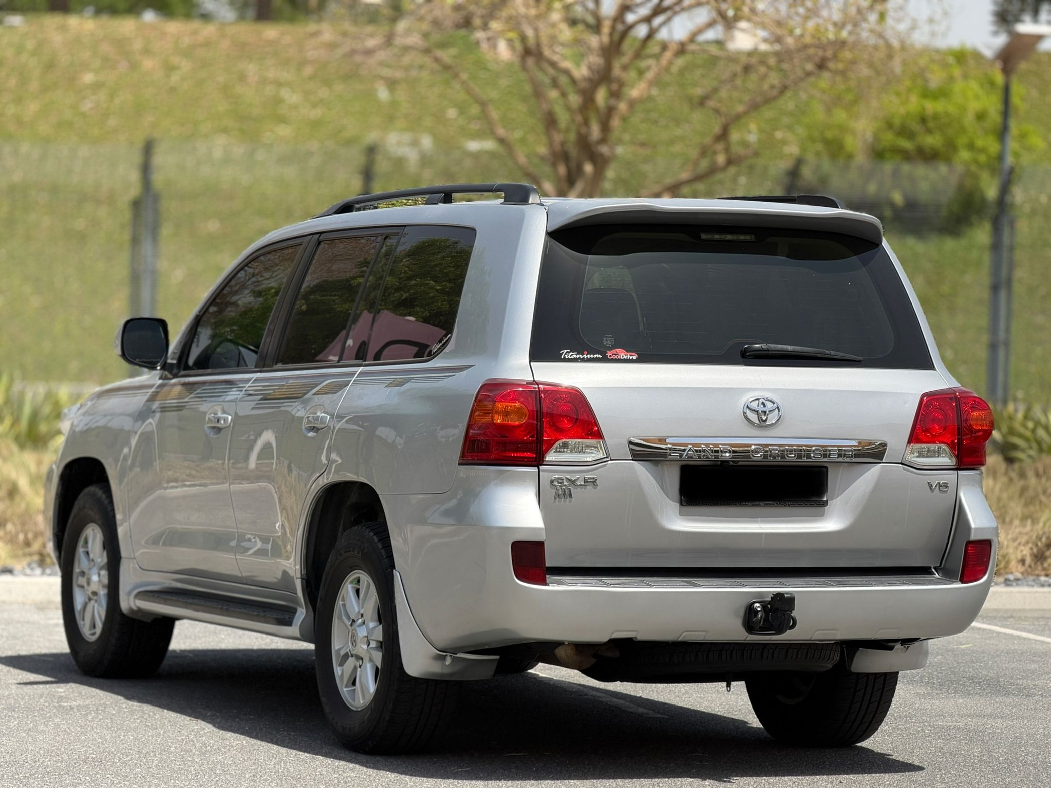 Toyota Land Cruiser GXR v6 2013 - Image 4