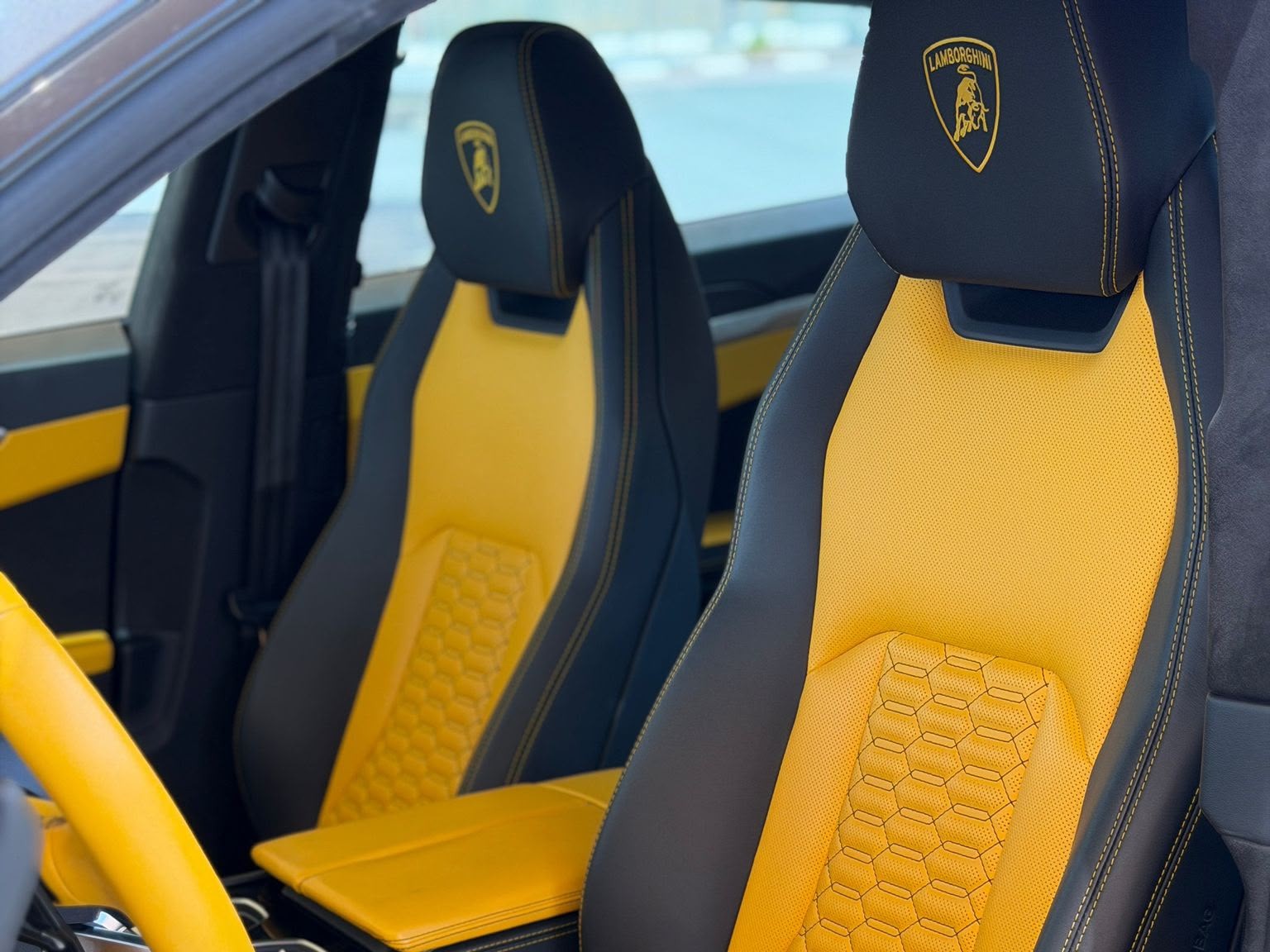 Lamborghini Urus 2020 - Image 4