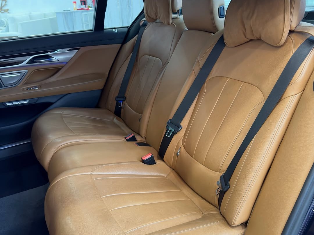 BMW 7-Series 730 Li 2017 - Image 2