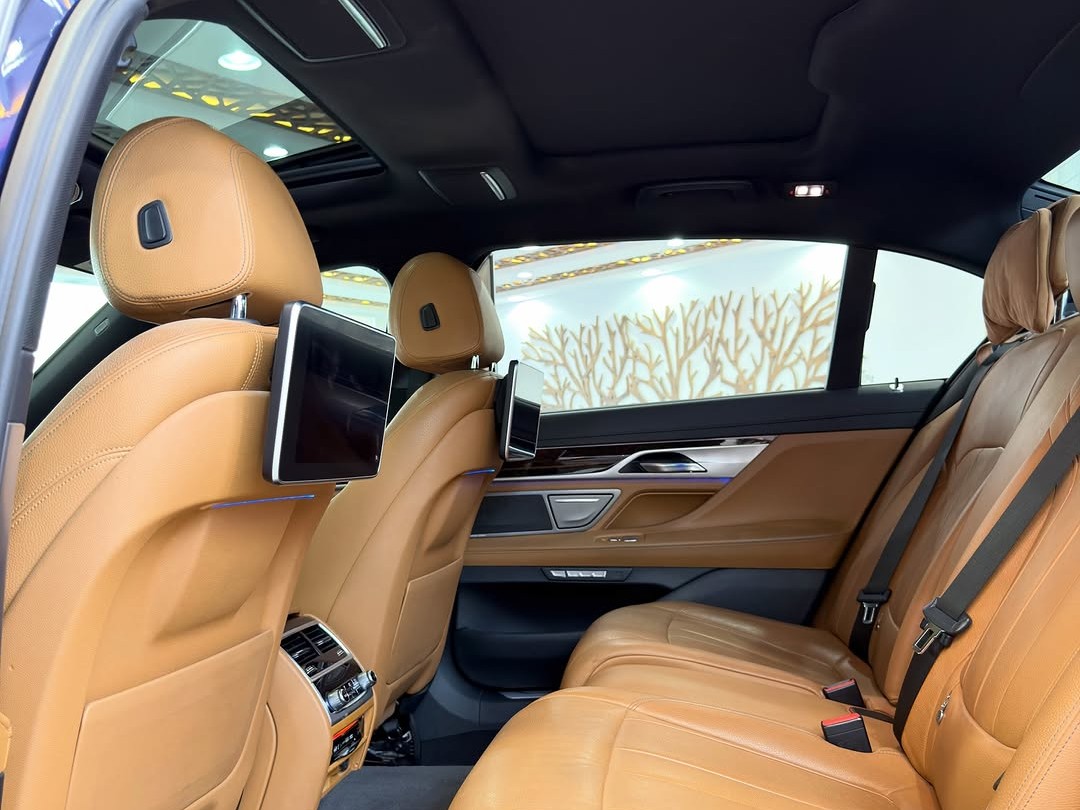 BMW 7-Series 730 Li 2017 - Image 3