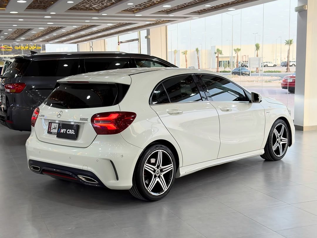 Mercedes-Benz A -Class Hatchback 250 2018 - Image 4