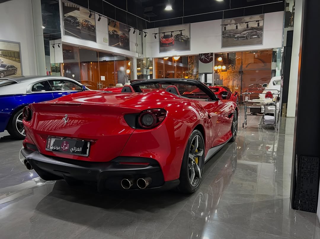 Ferrari California 2022 - Image 4