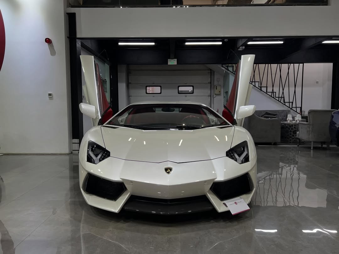 Lamborghini Aventador 2016
