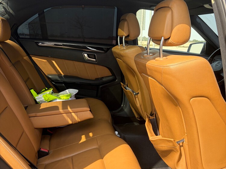 Mercedes-Benz E-Class Sedan 300 2013 - Image 4
