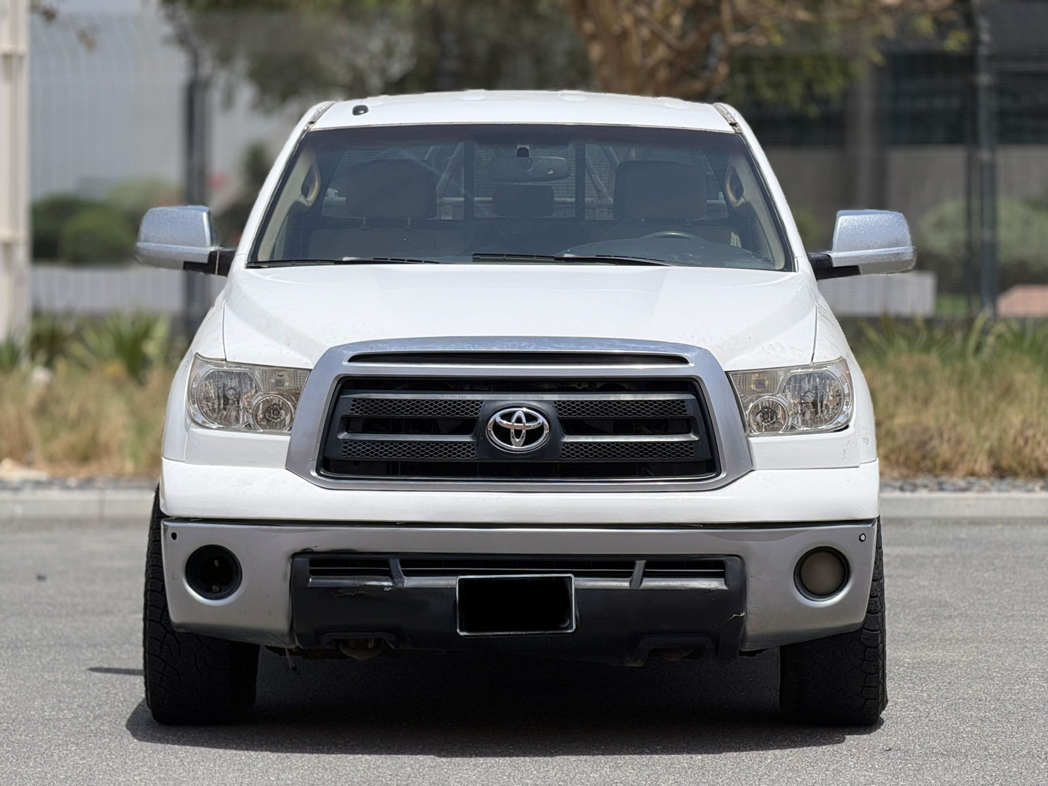 Toyota Tundra 2013 - Image 2