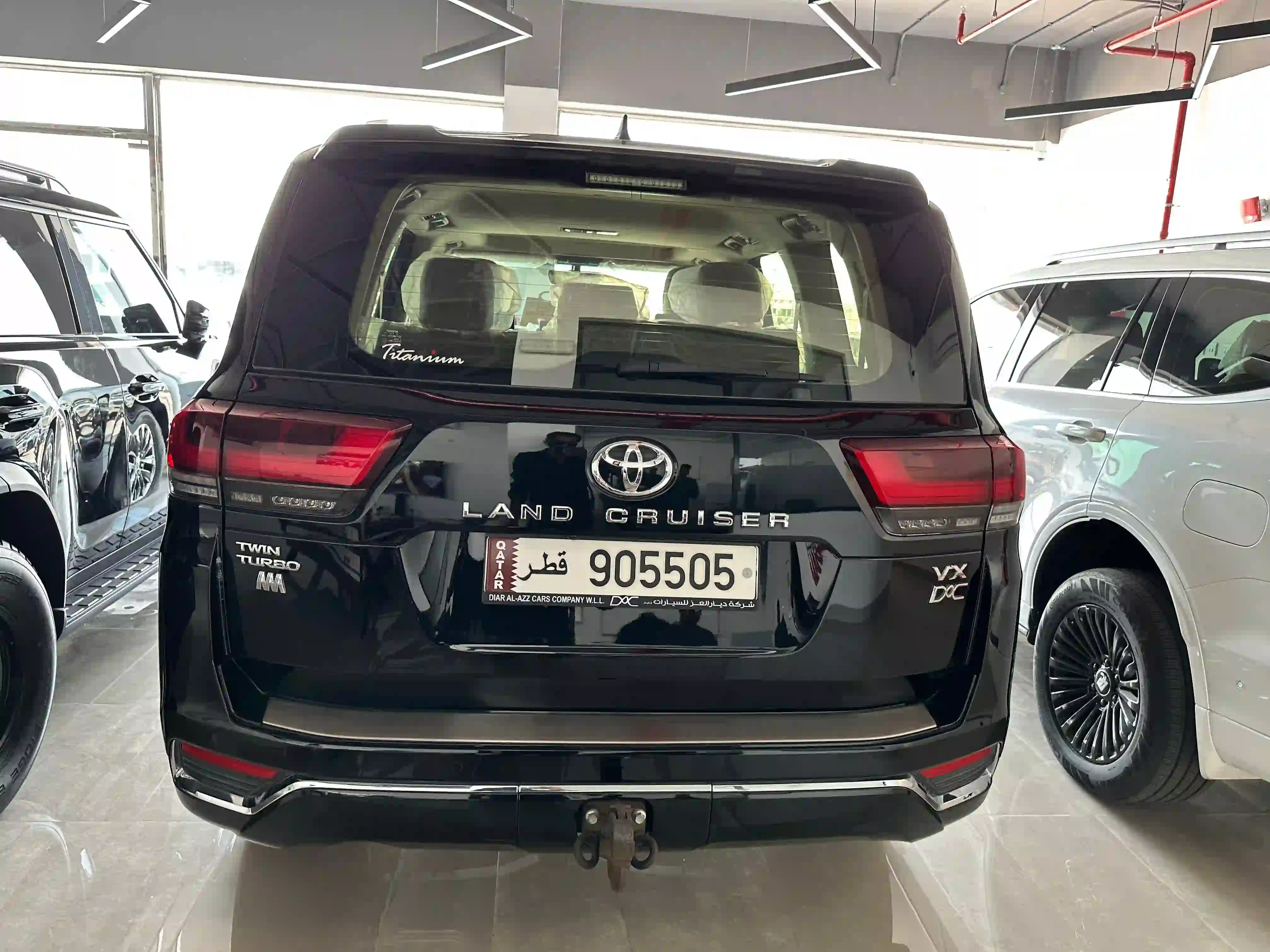 Toyota Land Cruiser VX 2023 - Image 4