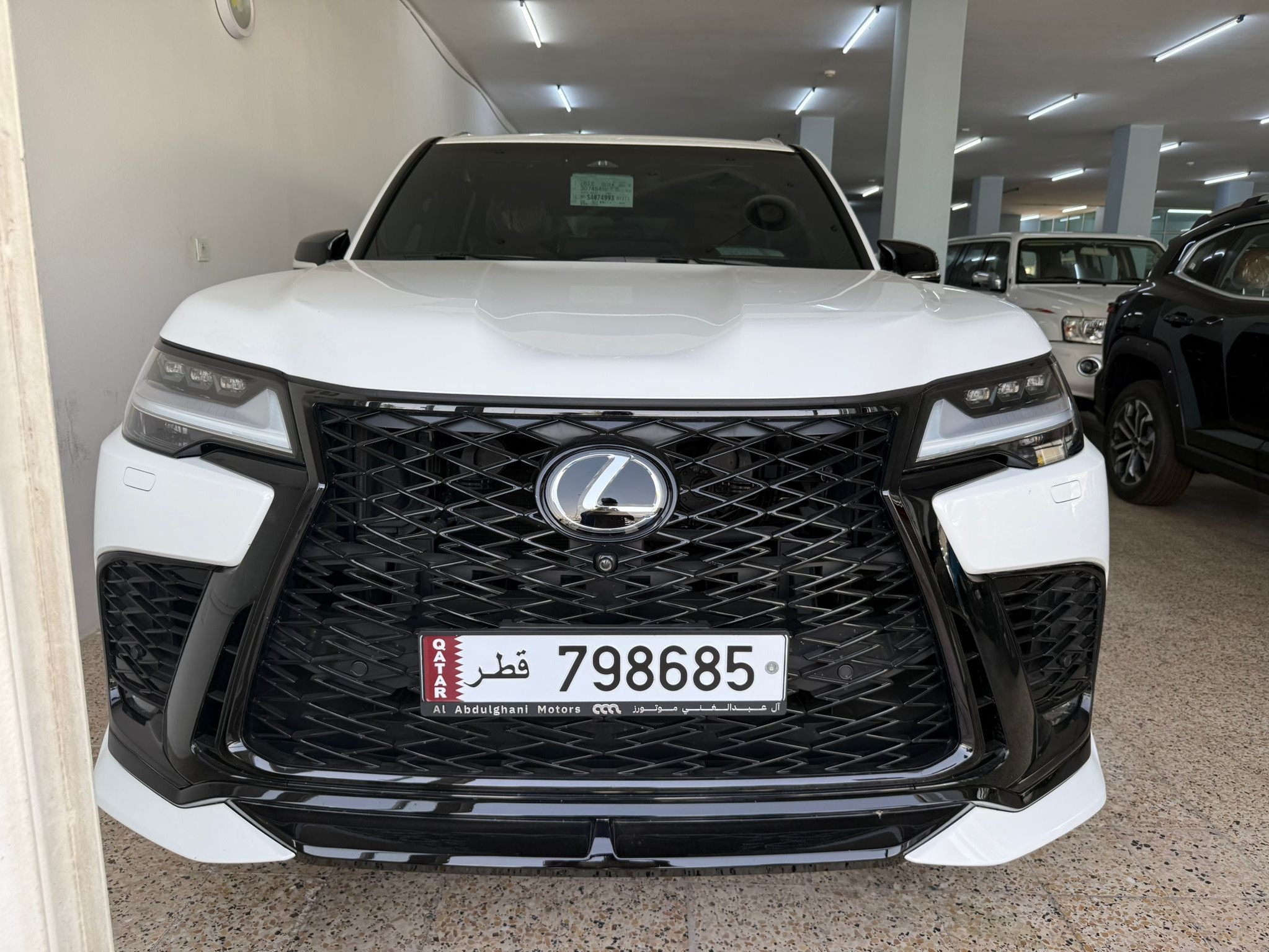 Lexus LX 600  F-Sport 2025 - Image 2