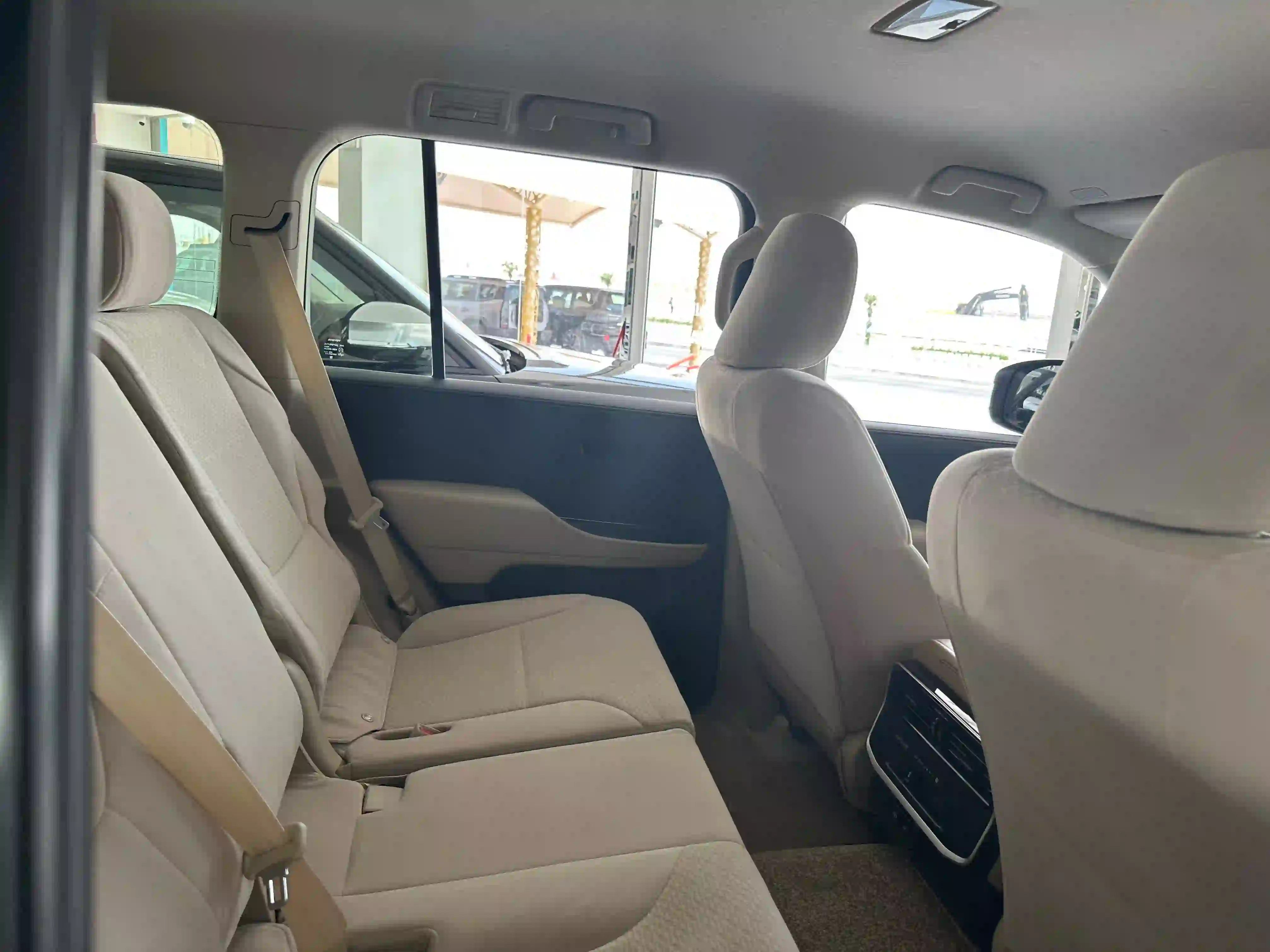 Toyota Land Cruiser Standard 2022 - Image 3